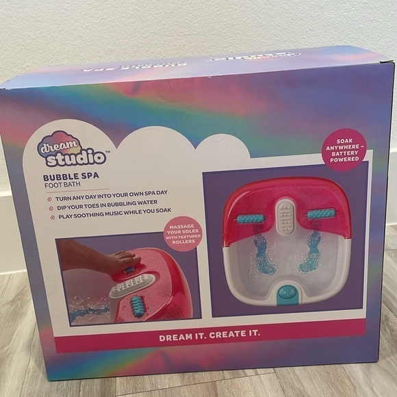 Dream Studio Bubble Spa Foot Bath - Picture 2 of 2